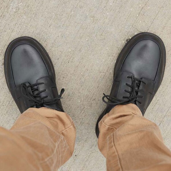 No. 12 Casual Oxford in Black